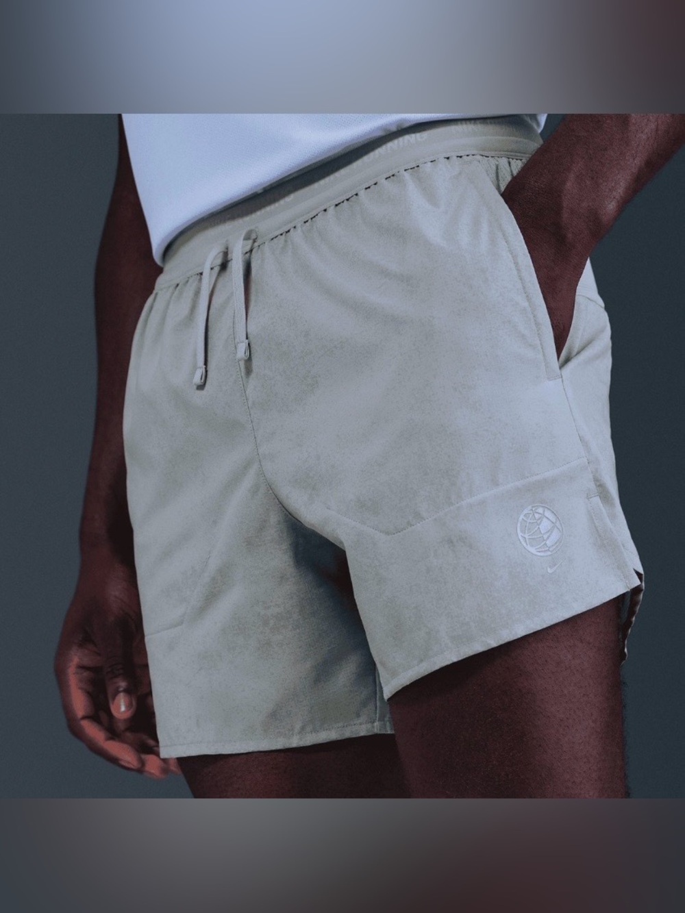 ✔️NWT✔️ NIKE 5" Brief-Lined Running Shorts with Reflective Accents